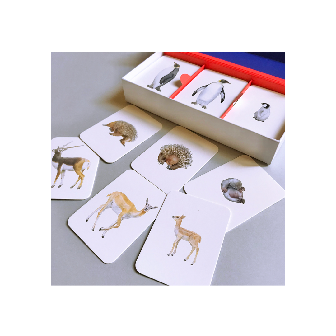 Juego de memoria de tres. Familias animales.